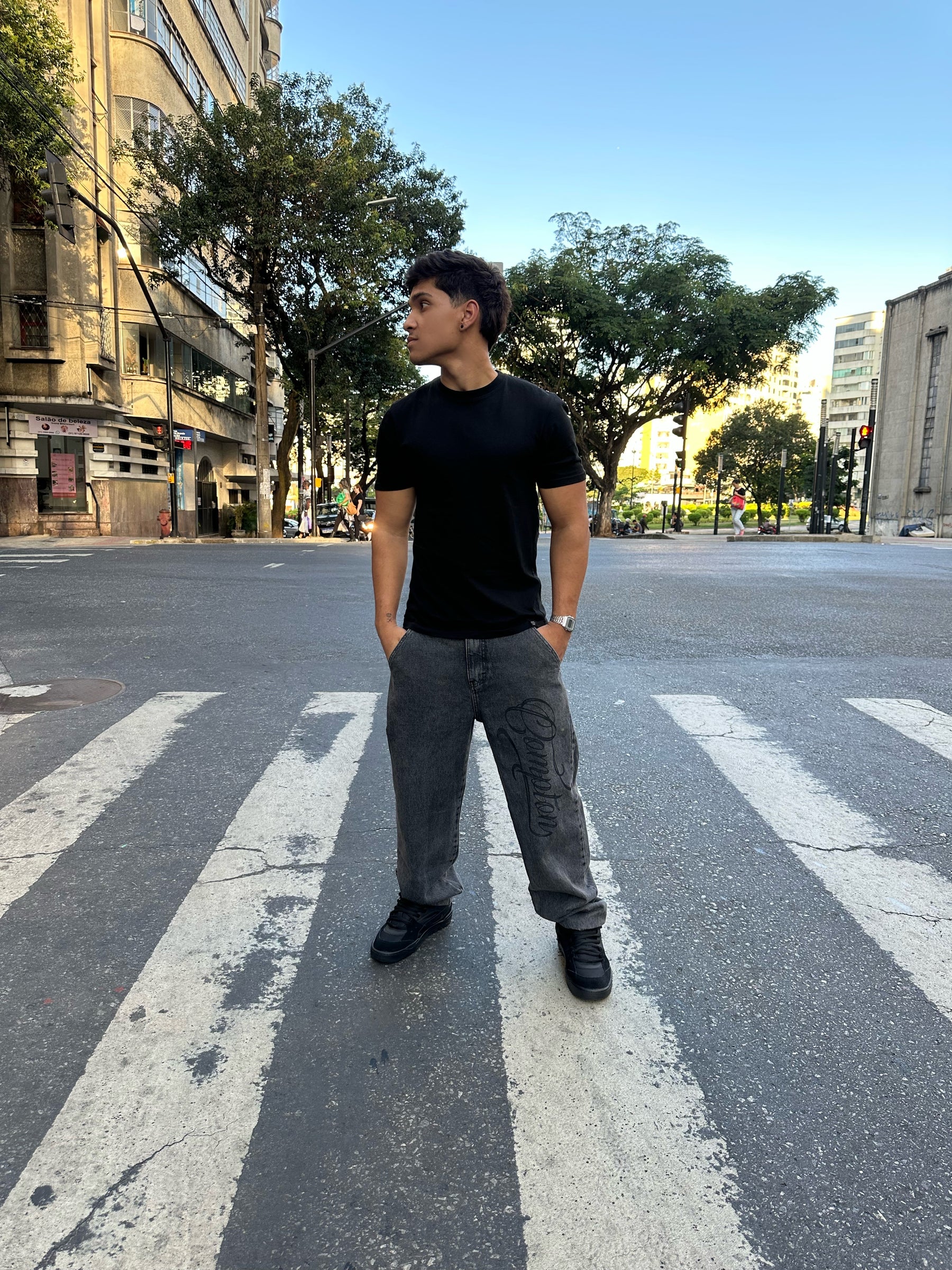 Calça Street Comptom
