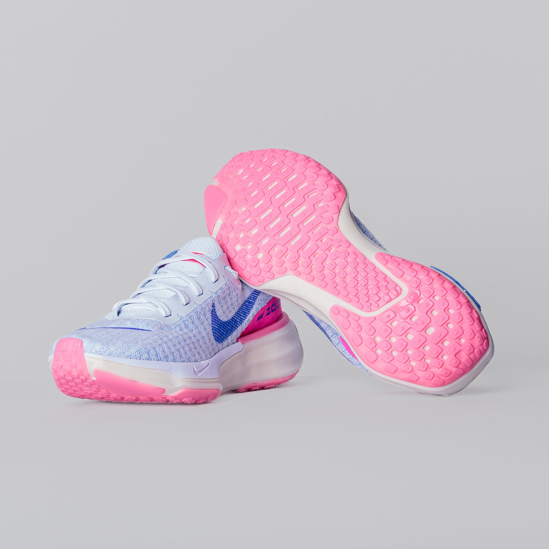 Tênis NK Zoom X Invincible 3 - Rosa