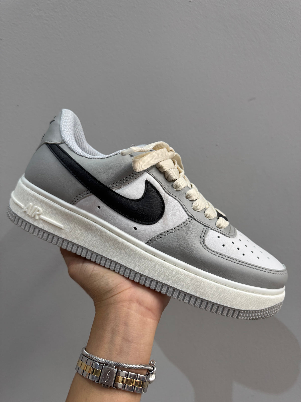 AF1 Cinza/Branco/Preto
