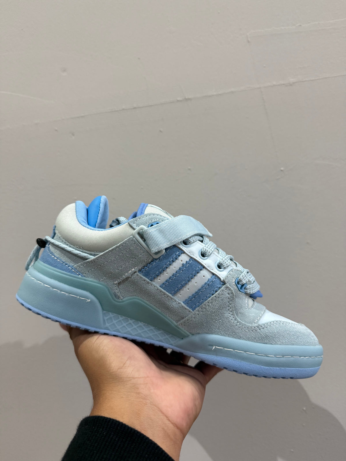 Adds Bad Bunny x Fórum Low- Azul